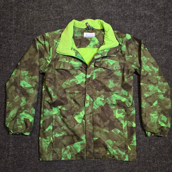 columbia sportswear Other - Columbia green camo jacket. fits like mens small